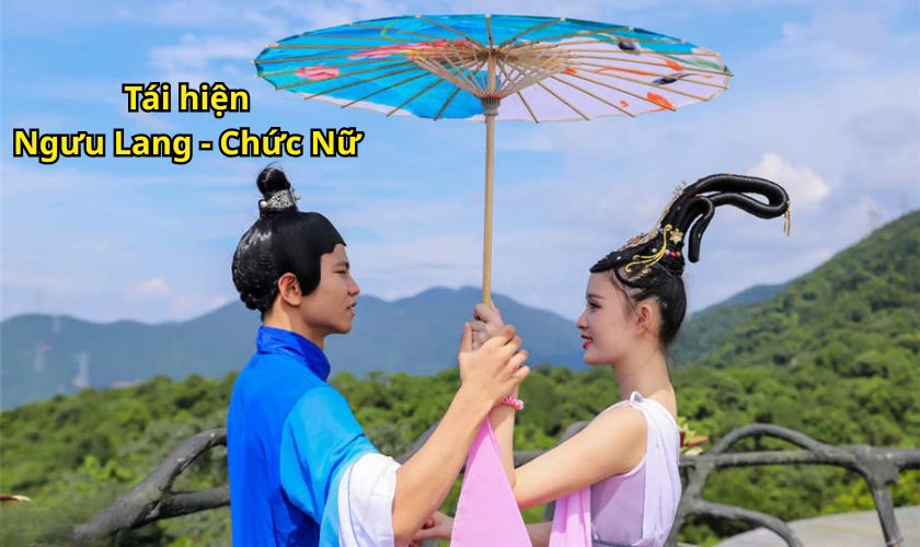 Tham gia lễ hội và hoạt động văn hóa