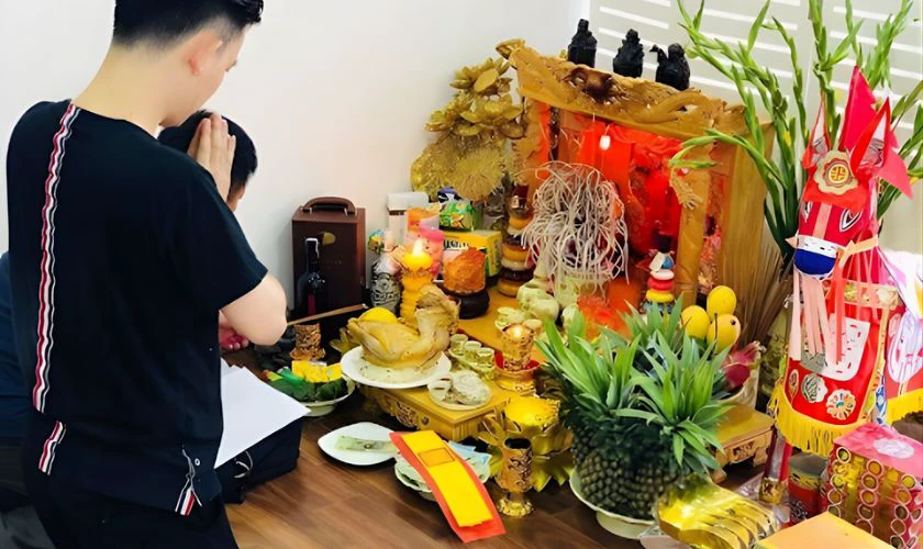 Văn khấn Thần Tài mồng 2 Tết 2026