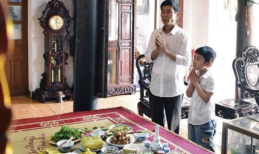 Văn khấn ngày Giỗ tổ Hùng Vương tại nhà đầy đủ