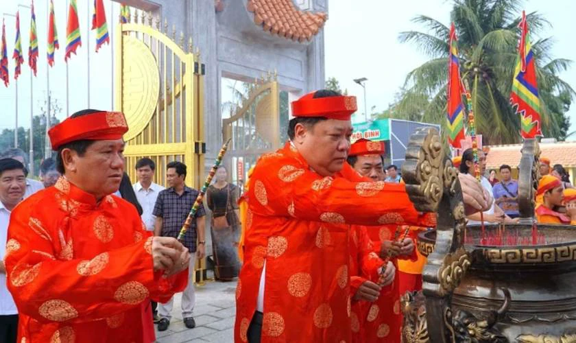 Lưu ý khi đọc Văn khấn ngày Giỗ tổ Hùng Vương 2025