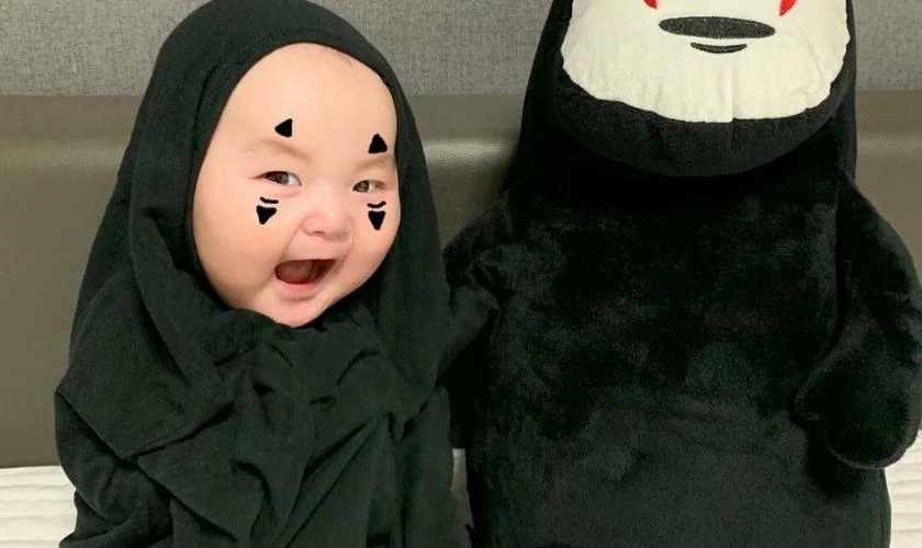 Vẽ mặt Halloween vô diện