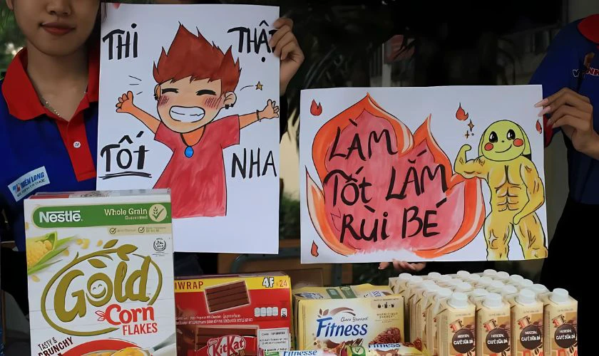 Bức vẽ tiếp sức mùa thi