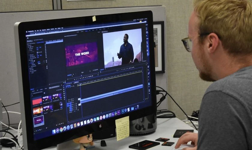 Video editor partime là công việc chỉnh sửa video theo nhu cầu khách hàng