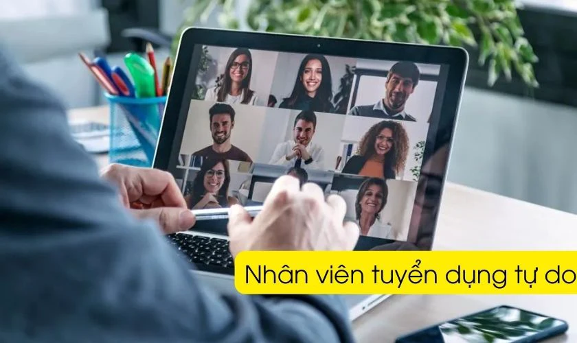 Nhân viên tuyển dụng tự do