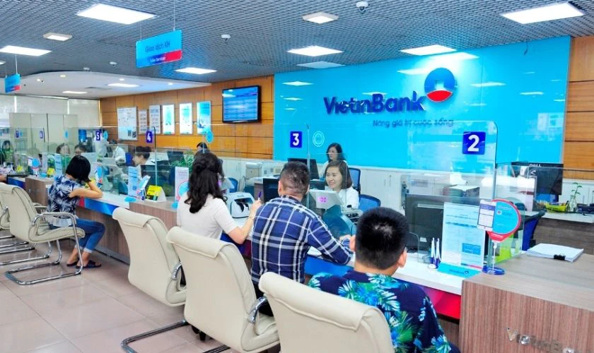 Đến phòng giao dịch VietinBank gần nhất