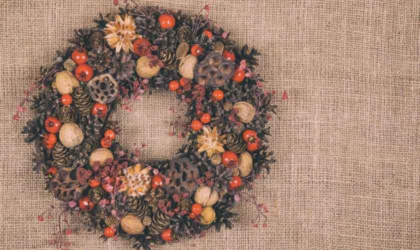 Vòng nguyệt quế trang trí Noel đẹp 2025