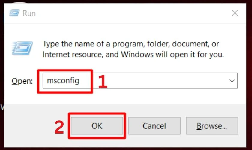 Gõ msconfig và nhấn Enter để mở cửa sổ System Configuration