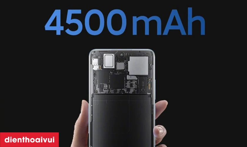 Pin 4500mAh v&agrave; sạc nhanh 67W tiện lợi
