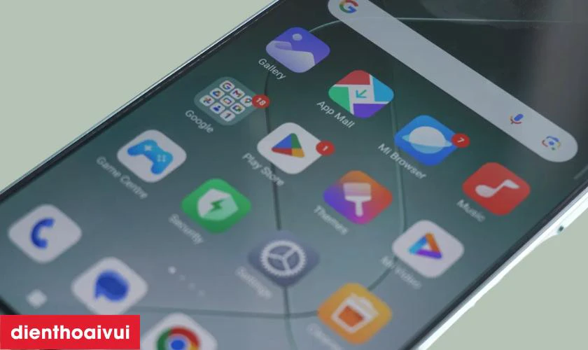 M&agrave;n h&igrave;nh AMOLED sắc n&eacute;t 6.73 inch