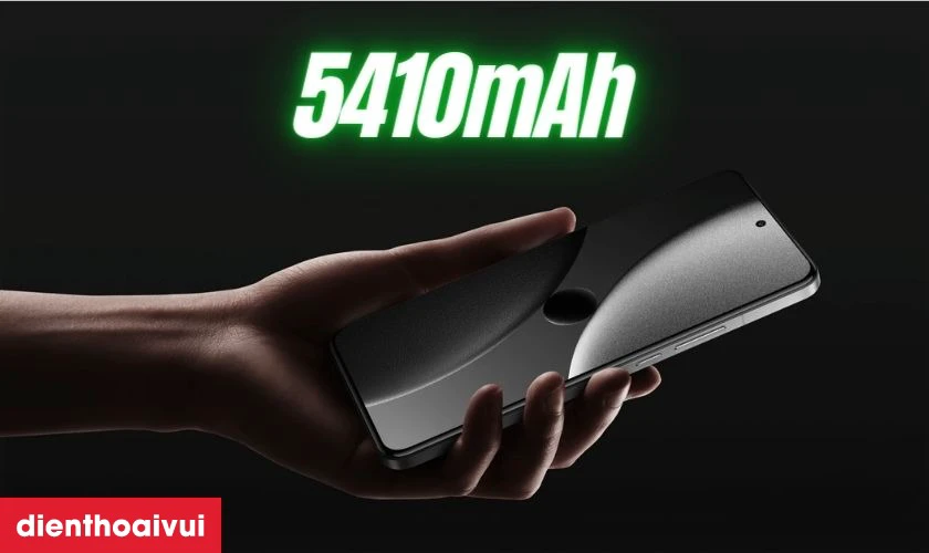 Pin lớn 5410 mAh và sạc siêu nhanh 90W