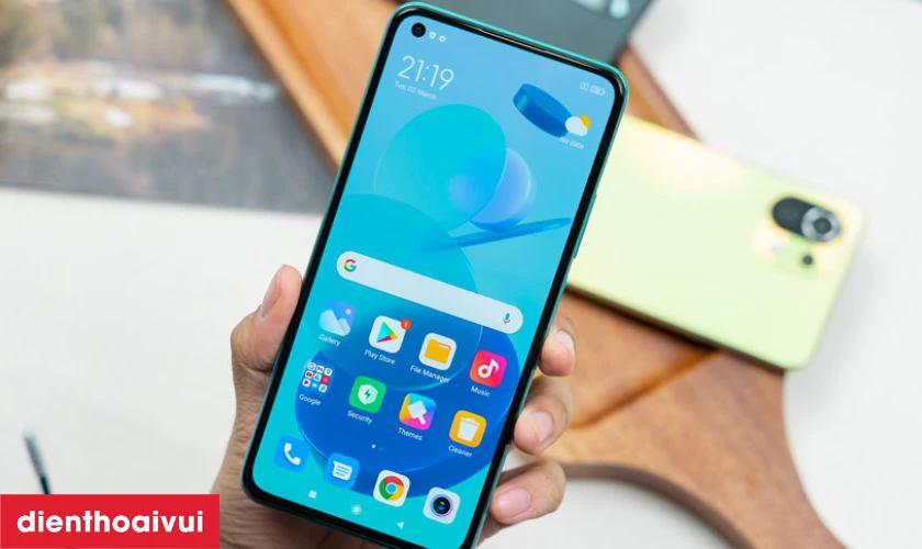 M&agrave;n h&igrave;nh AMOLED FHD+ hiển thị r&otilde; n&eacute;t