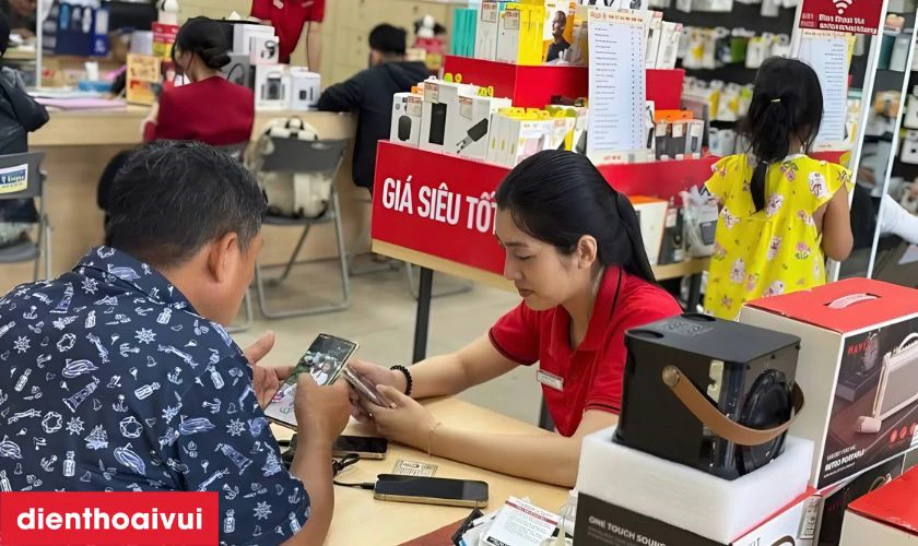 Mua Xiaomi POCO C65 8GB 256GB - Cũ trầy xước tại Điện Thoại Vui