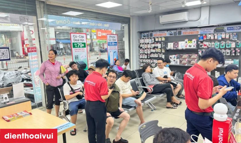 V&igrave; sao n&ecirc;n chọn mua Xiaomi Poco F4 6GB 128GB - Cũ Trầy Xước tại Điện Thoại Vui?