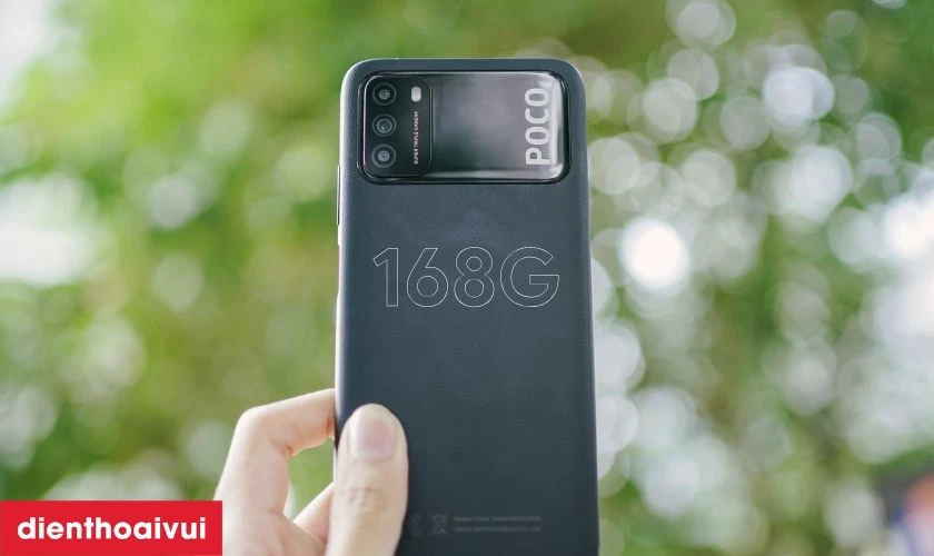 Thiết kế đơn giản, trọng lượng nhẹ