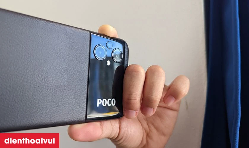 Cụm 3 camera sau đa năng