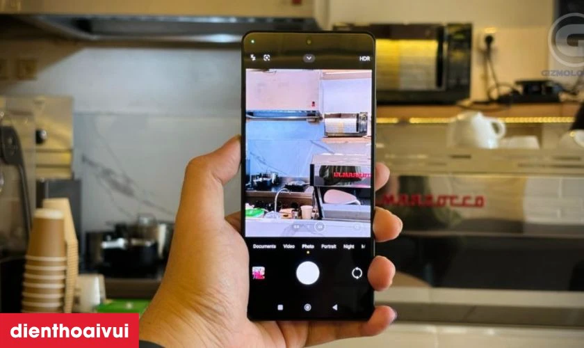 Camera ch&iacute;nh 64MP OIS chụp ảnh ấn tượng