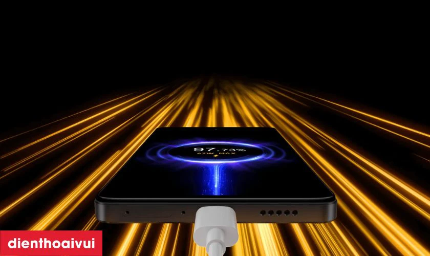 Pin 5000mAh đi kèm sạc nhanh 67W