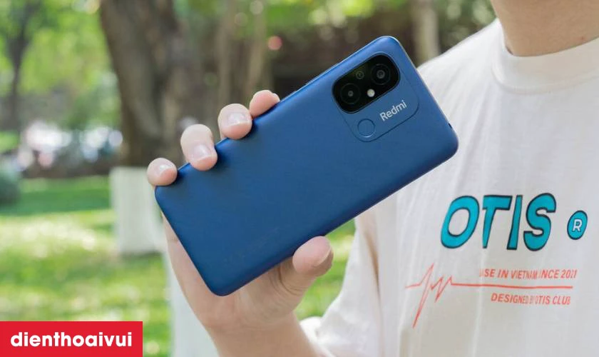 Camera sau 50MP sắc nét