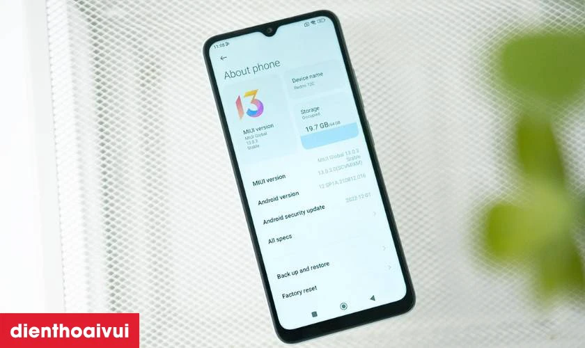 Hệ điều h&agrave;nh Android 12 c&ugrave;ng MIUI 13