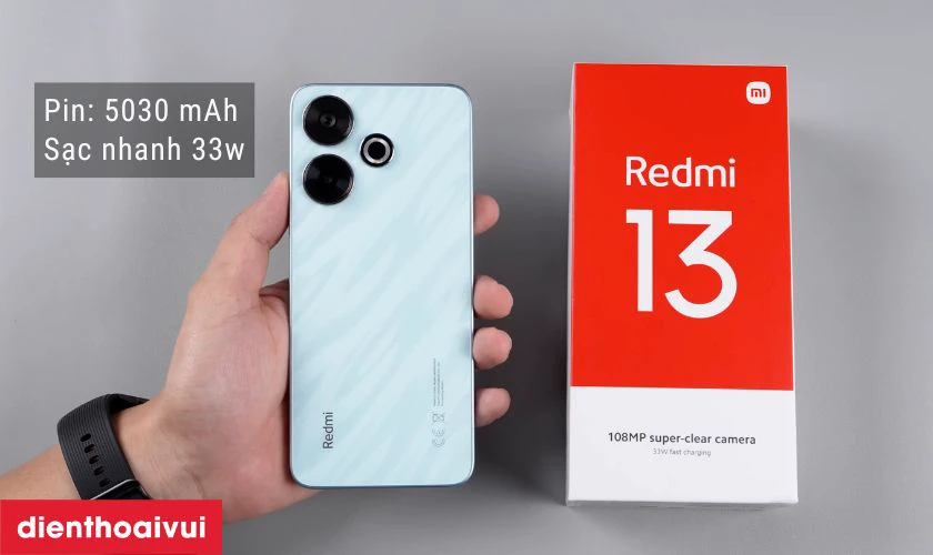 Pin 5030mAh kèm sạc nhanh 33W