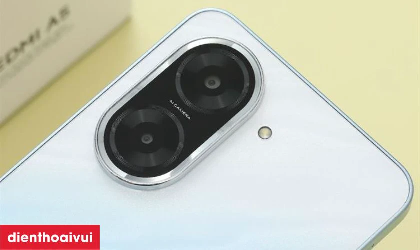 Camera 32MP hỗ trợ HDR, ban đ&ecirc;m v&agrave; x&oacute;a ph&ocirc;ng chi tiết