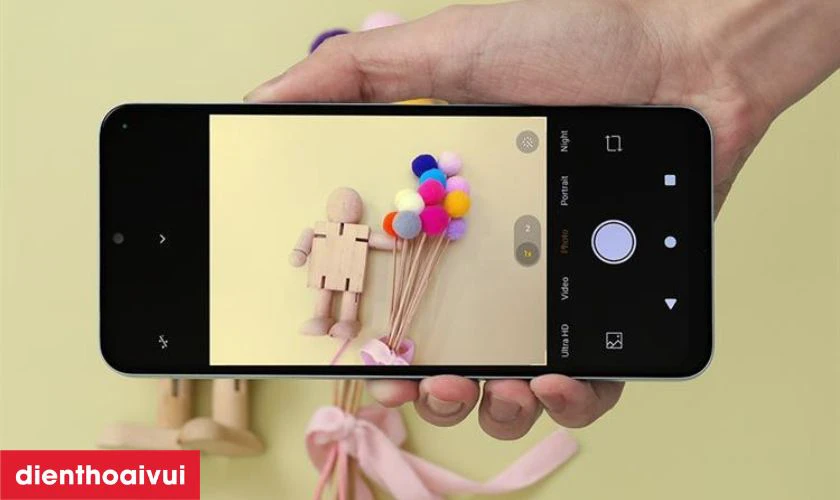 Kiểm tra camera trước v&agrave; sau