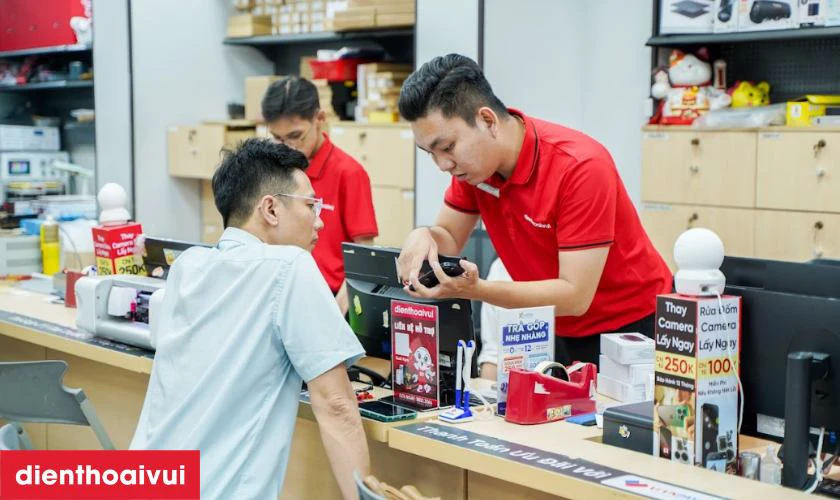 Tại sao n&ecirc;n chọn mua Xiaomi Redmi Note 12 Pro 8GB 256GB - Cũ đẹp tại Điện Thoại Vui