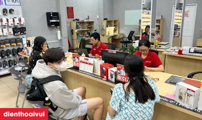 V&igrave; sao n&ecirc;n chọn mua Xiaomi Redmi Note 13 6GB 128GB - Cũ xước cấn tại Điện Thoại Vui?