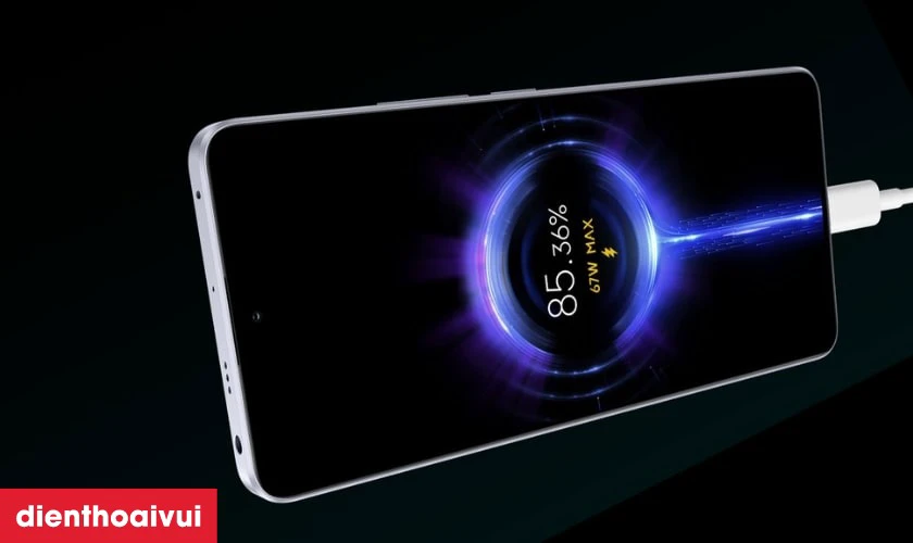 Trang bị viên pin dung lượng cao và hỗ trợ công nghệ sạc nhanh
