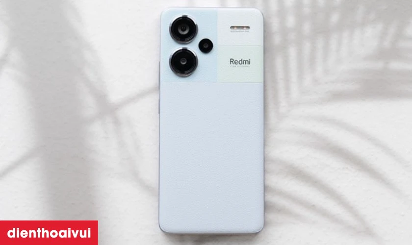 Máy vẫn giữ được thiết kế cao cấp