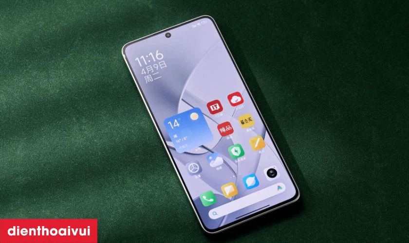 RAM 12GB/16GB và bộ nhớ trong từ 256GB lưu trữ thoải mái