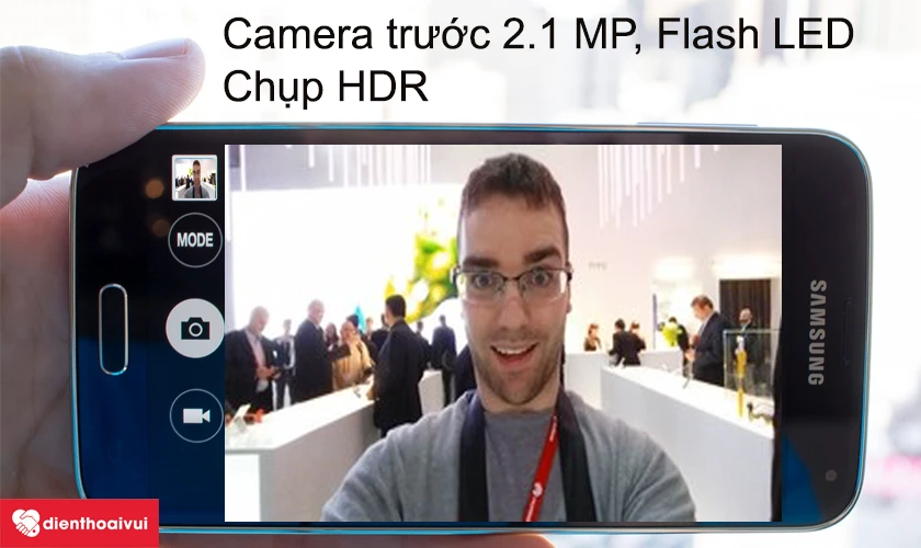 Camera trước 2.1 MP, Flash LED, chụp HDR