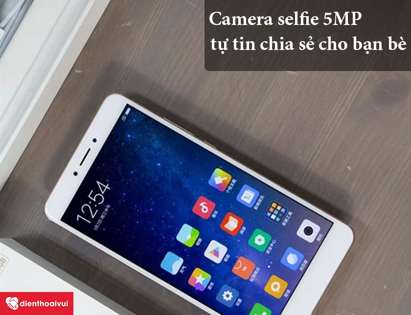 Xiaomi Mi Max 2 – Camera selfie 5MP tự tin chia sẻ cho bạn bè