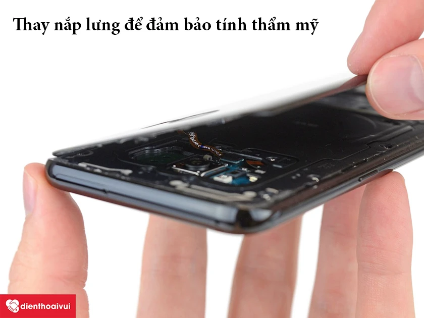 Thay nắp lưng lấy lại vẻ đẹp