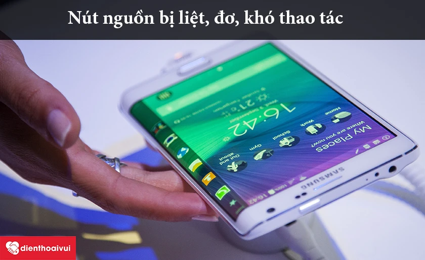 Nút nguồn bị liệt, đơ