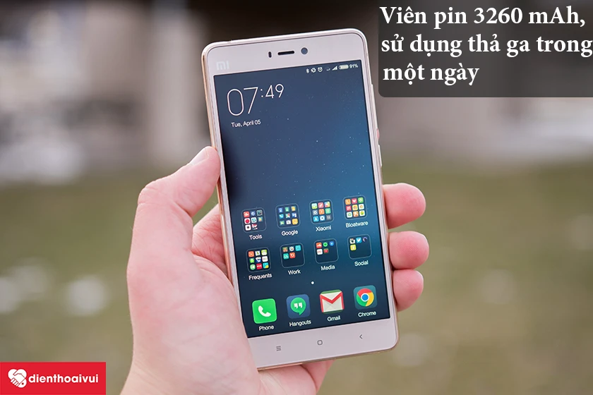 Xiaomi Mi 4S – Viên pin 3260 mAh, sử dụng thả ga trong 1 ngày