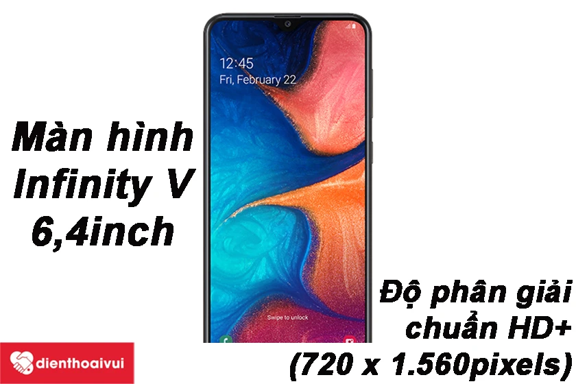 Màn hình Infinity V 6,4 inch, HD+