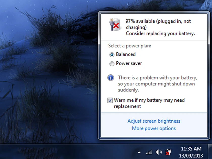 Lỗi pin laptop hiện dấu X đỏ kèm thông báo Consider Replacing Your Battery