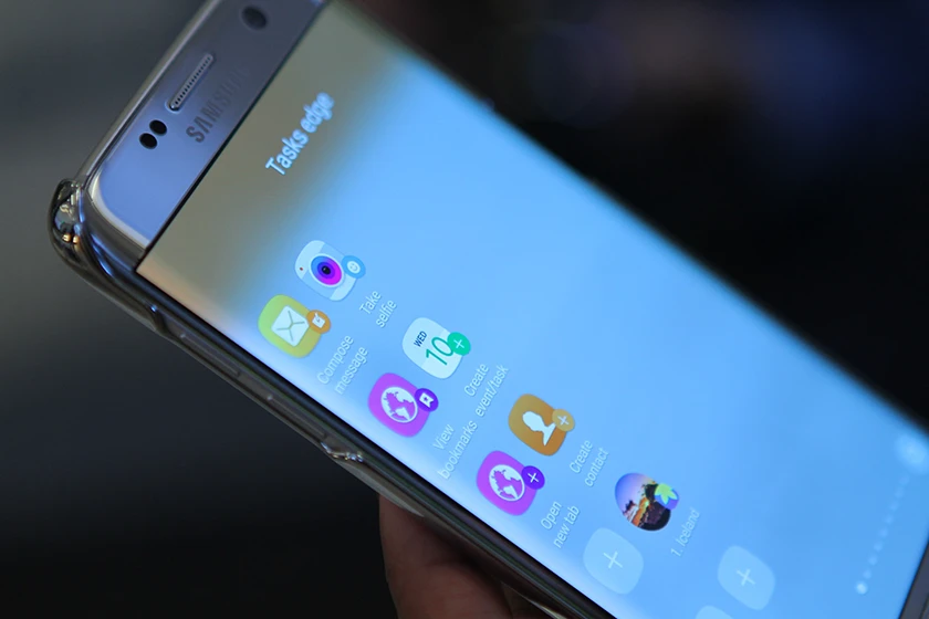 Thay màn hình Samsung Galaxy S7/ S7 Edge có hết sọc màn hình