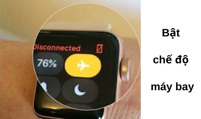 Tại sao không tải được messenger trên Apple Watch là do chế độ máy bay