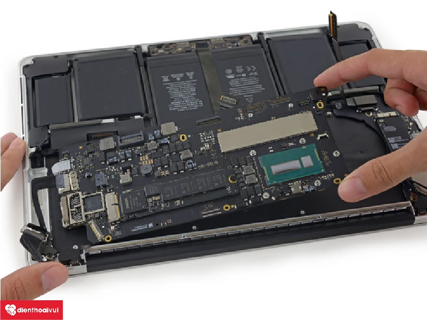 Thay mainboard iMac 21.5 inch Early 2013 A1418 EMC 2545