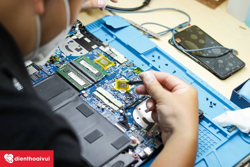 Sửa chữa laptop lấy ngay, giá rẻ chuyên nghiệp tại Hà Nội, TPHCM?