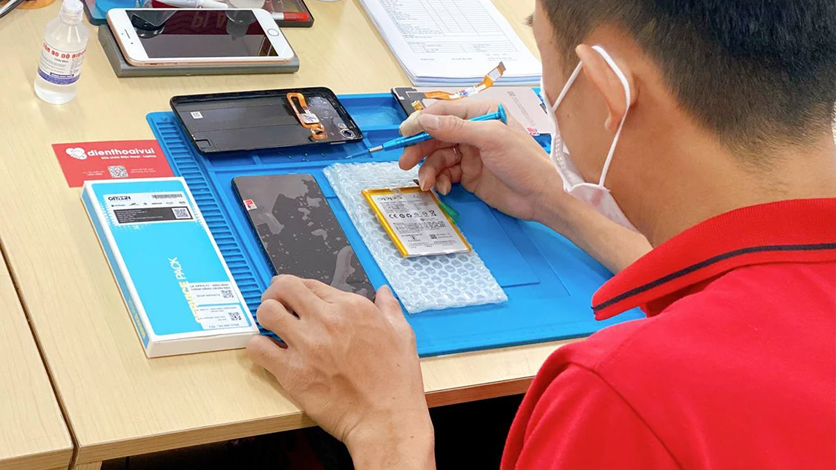 Sửa điện thoại, laptop Tân Phú