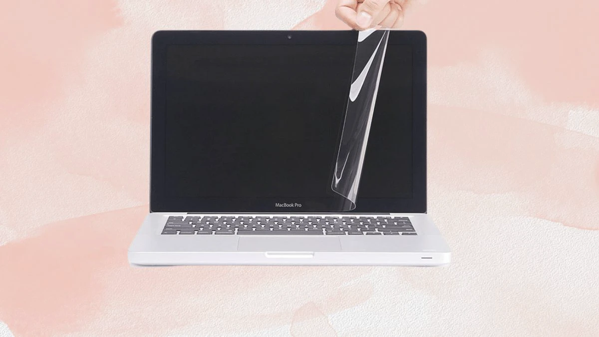 Có nên dán màn hình laptop