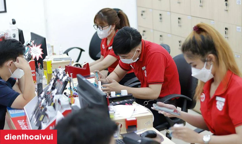 dịch vụ thay camera sau điện thoại tại điện thoại vui