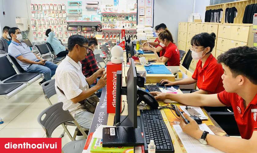 mua iphone 11 256gb cũ đẹp tại điện thoại vui