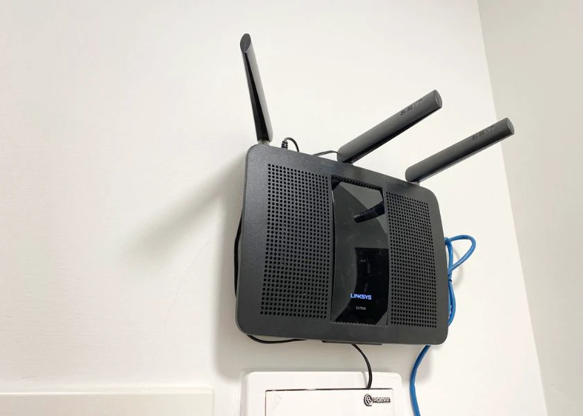 wired router - router có dây)