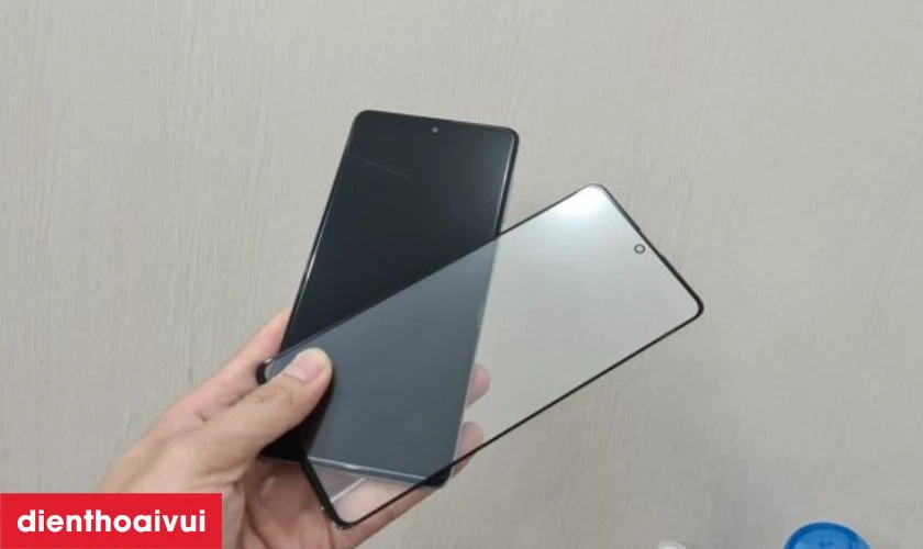 thay ép kính samsung s23 có tốt không
