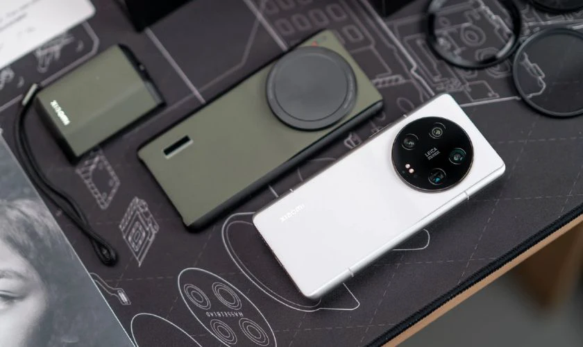 Chip Snapdragon 8 Gen 2 hiệu năng mạnh mẽ của 13 ultra xiaomi