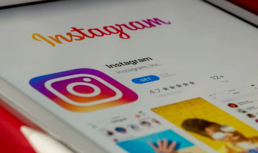 Instagram dùng được trên cả hệ điều hành Android và iOS